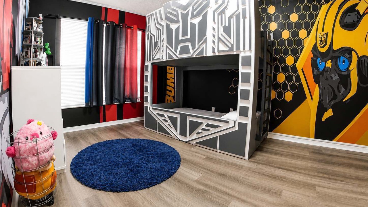Photo of Bedroom in Seasons