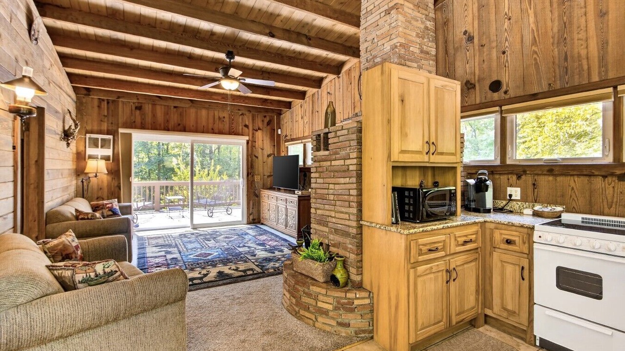 Photo of Bedroom in Pickens