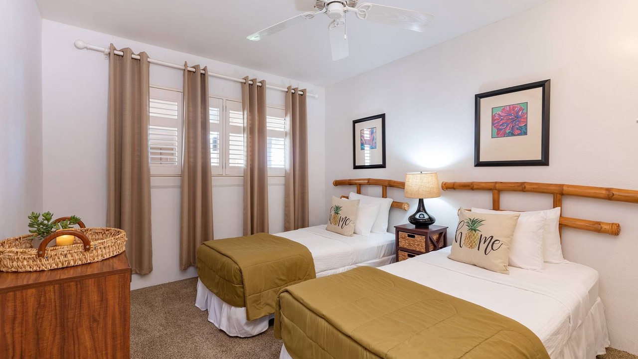 Photo of Bedroom in Maalaea