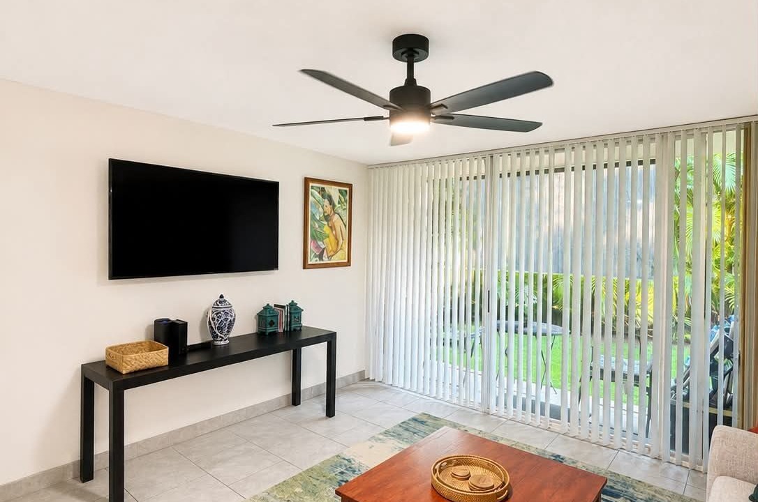 Photo of Livingroom in Napili