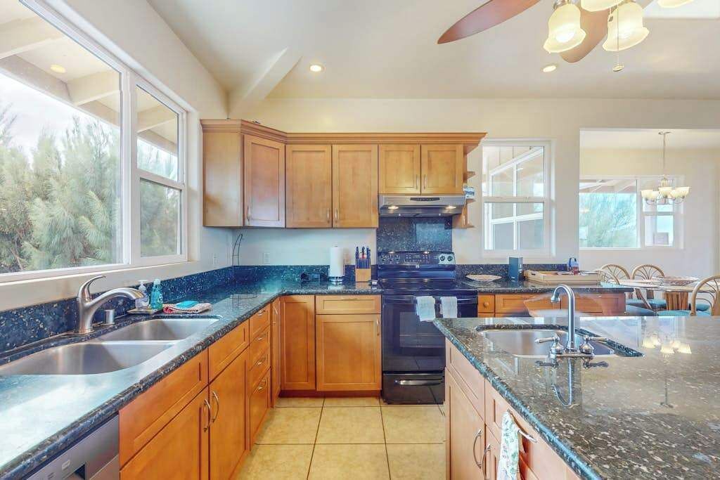 Photo of Kitchen in Waikoloa