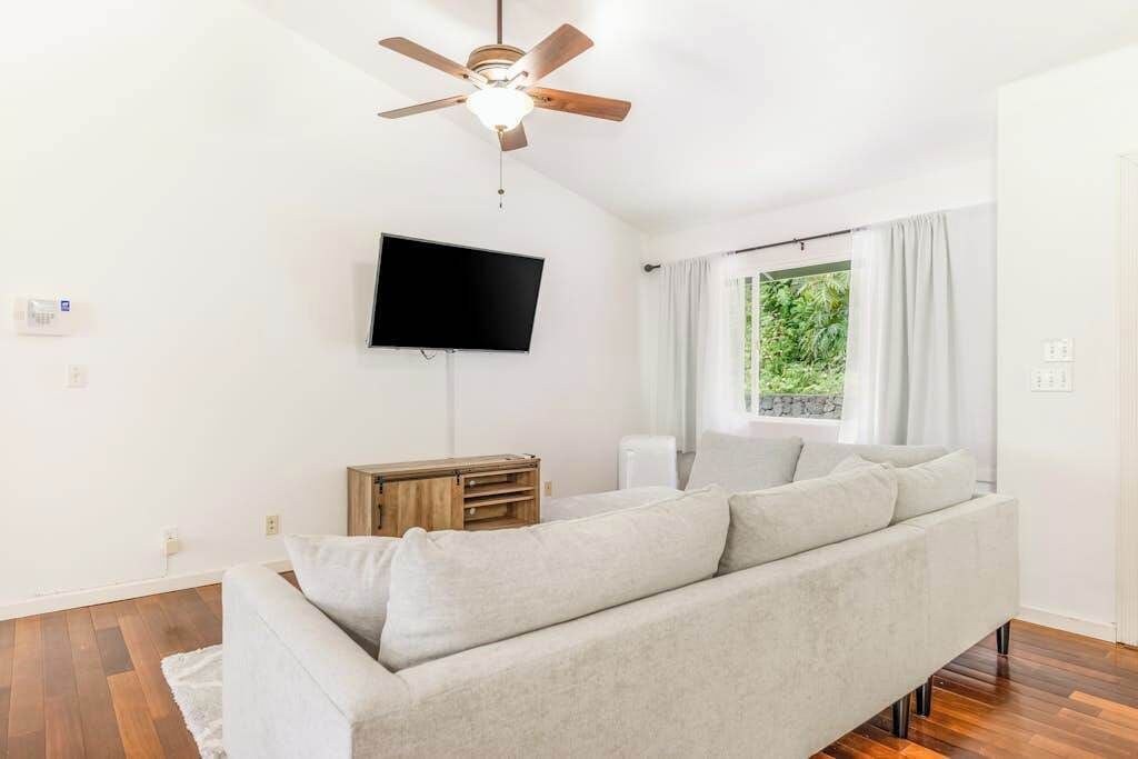 Photo of Livingroom in Kapoho