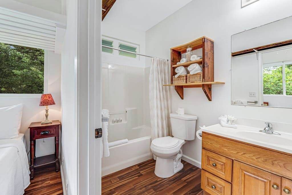 Photo of Bathroom in Keaau