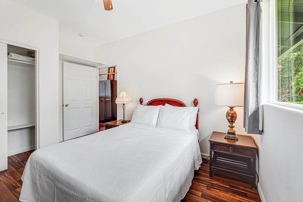 Photo of Bedroom in Keaau