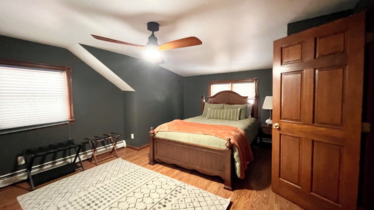 Photo of Bedroom in Great Valley