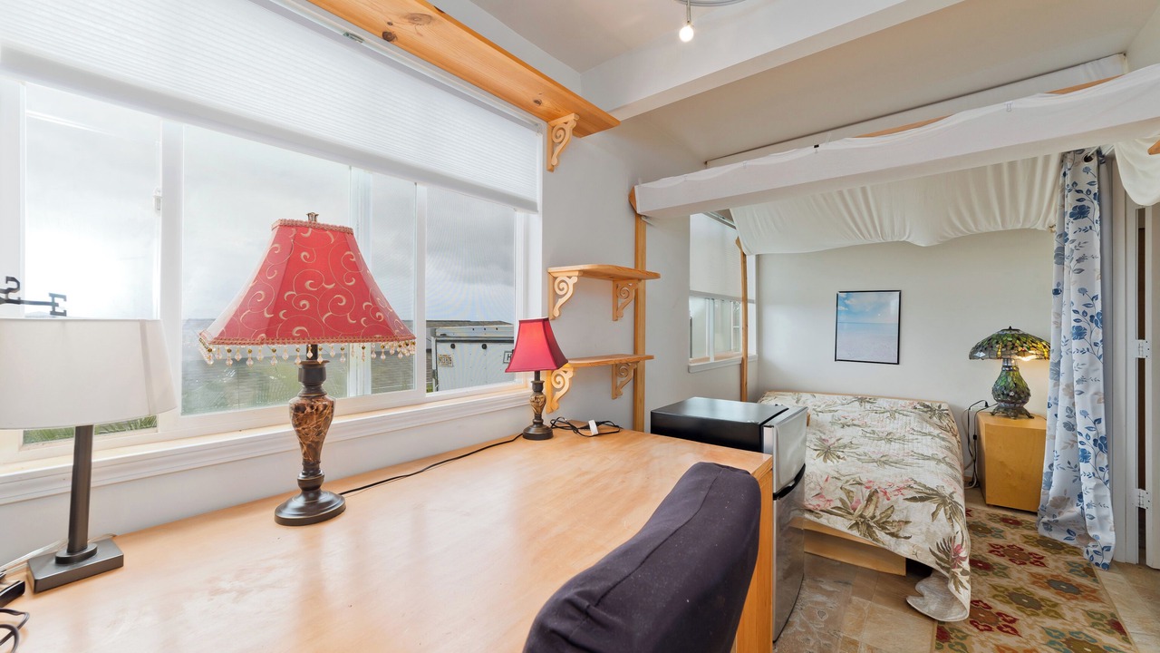 Photo of Bedroom in Kona Palisades