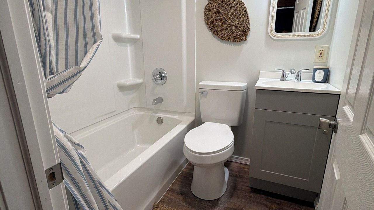 Photo of Bathroom in Treasure Lake