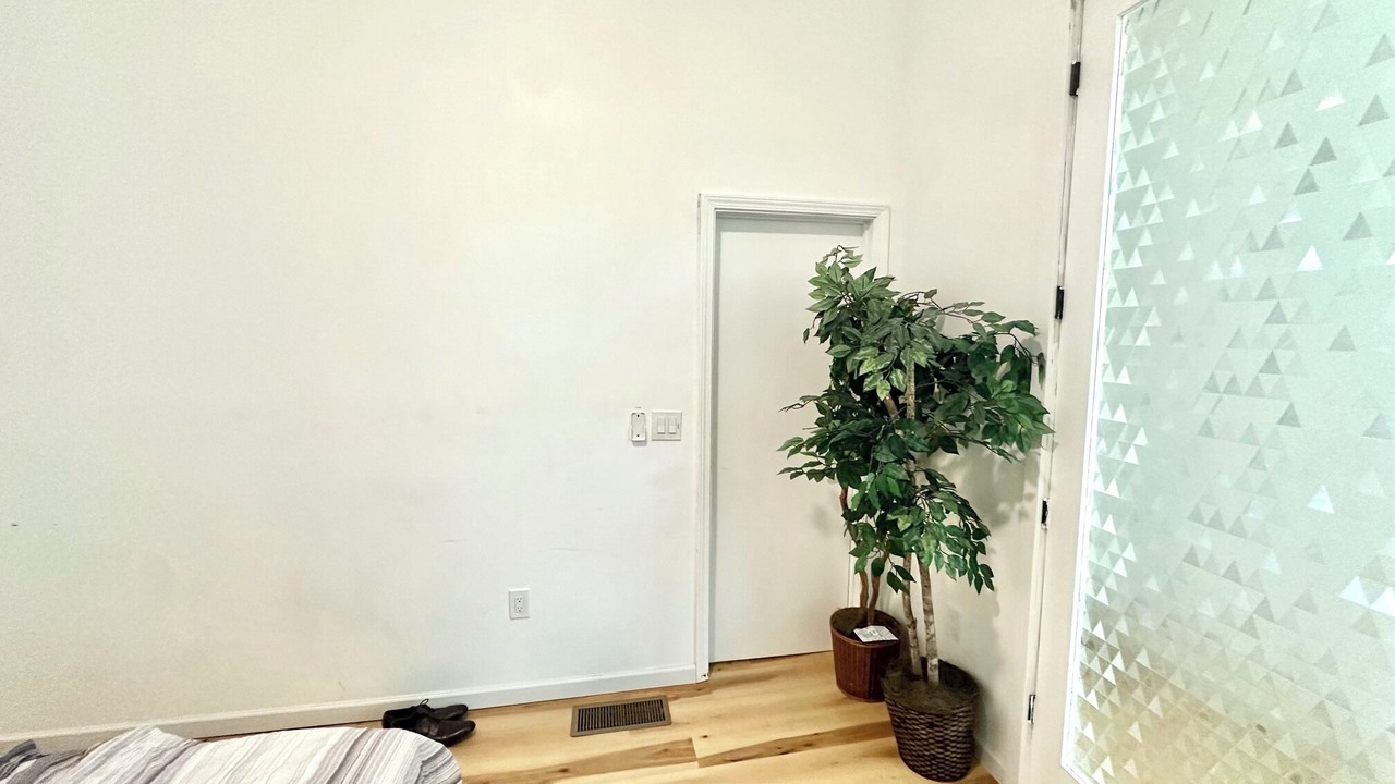 Photo of Bedroom in East Lake