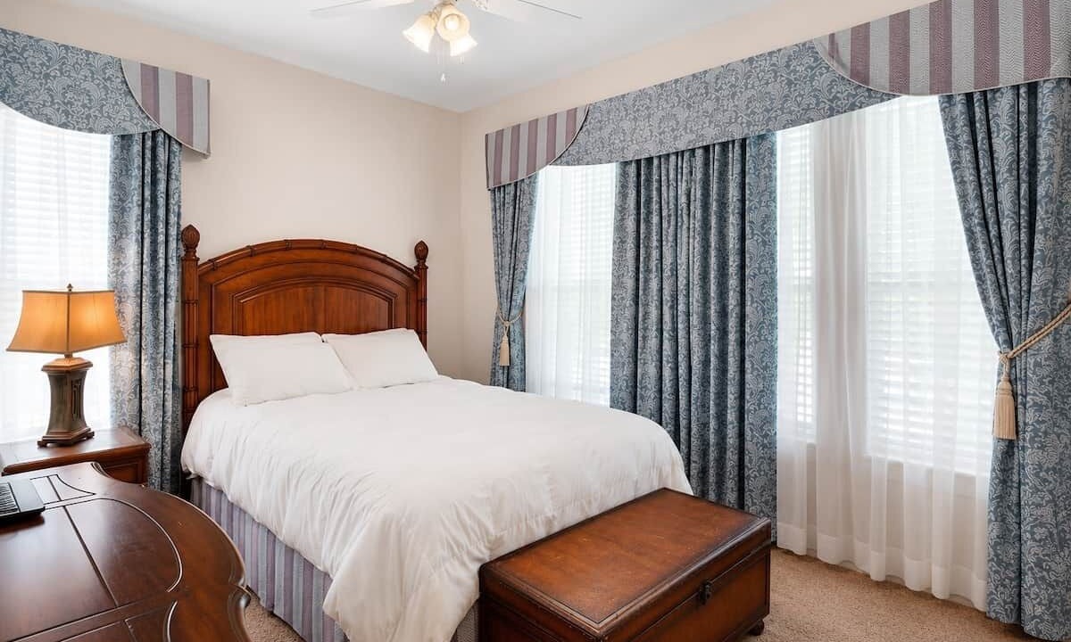 Photo of Bedroom in Watersong