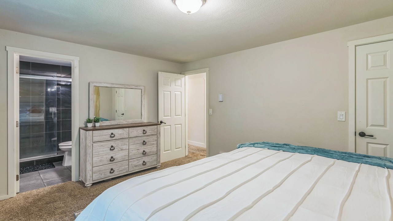 Photo of Bedroom in Cathcart
