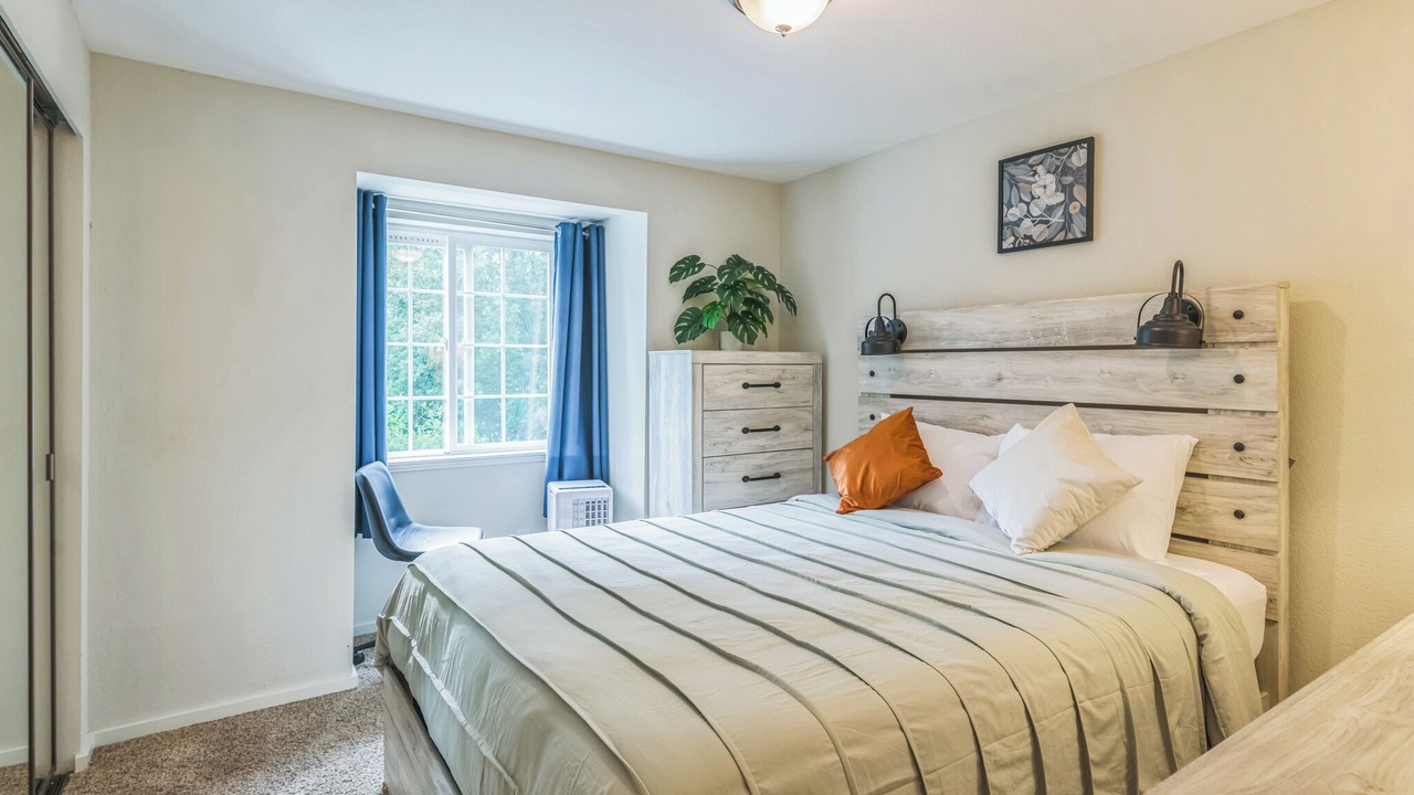 Photo of Bedroom in Cathcart
