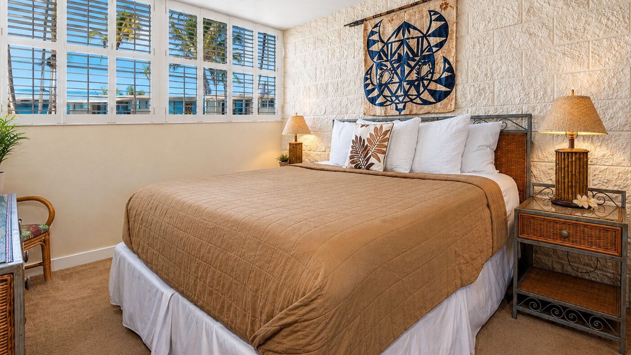 Photo of Bedroom in Maalaea