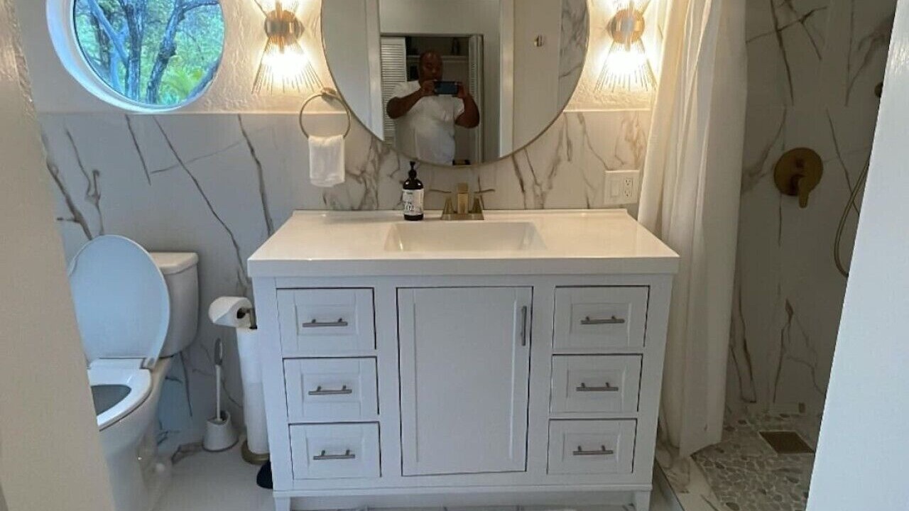 Photo of Bathroom in Ocean View