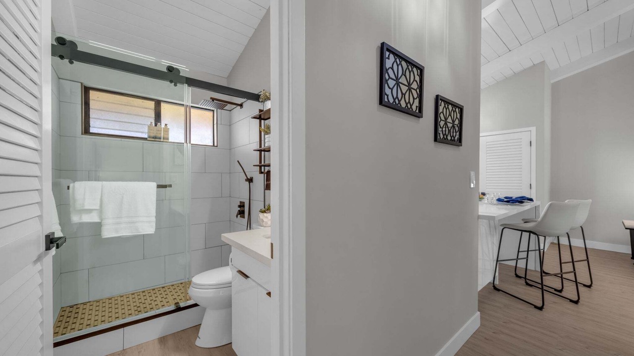Photo of Bathroom in Maalaea