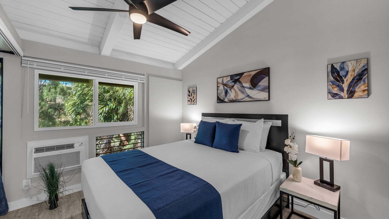 Photo of Bedroom in Maalaea