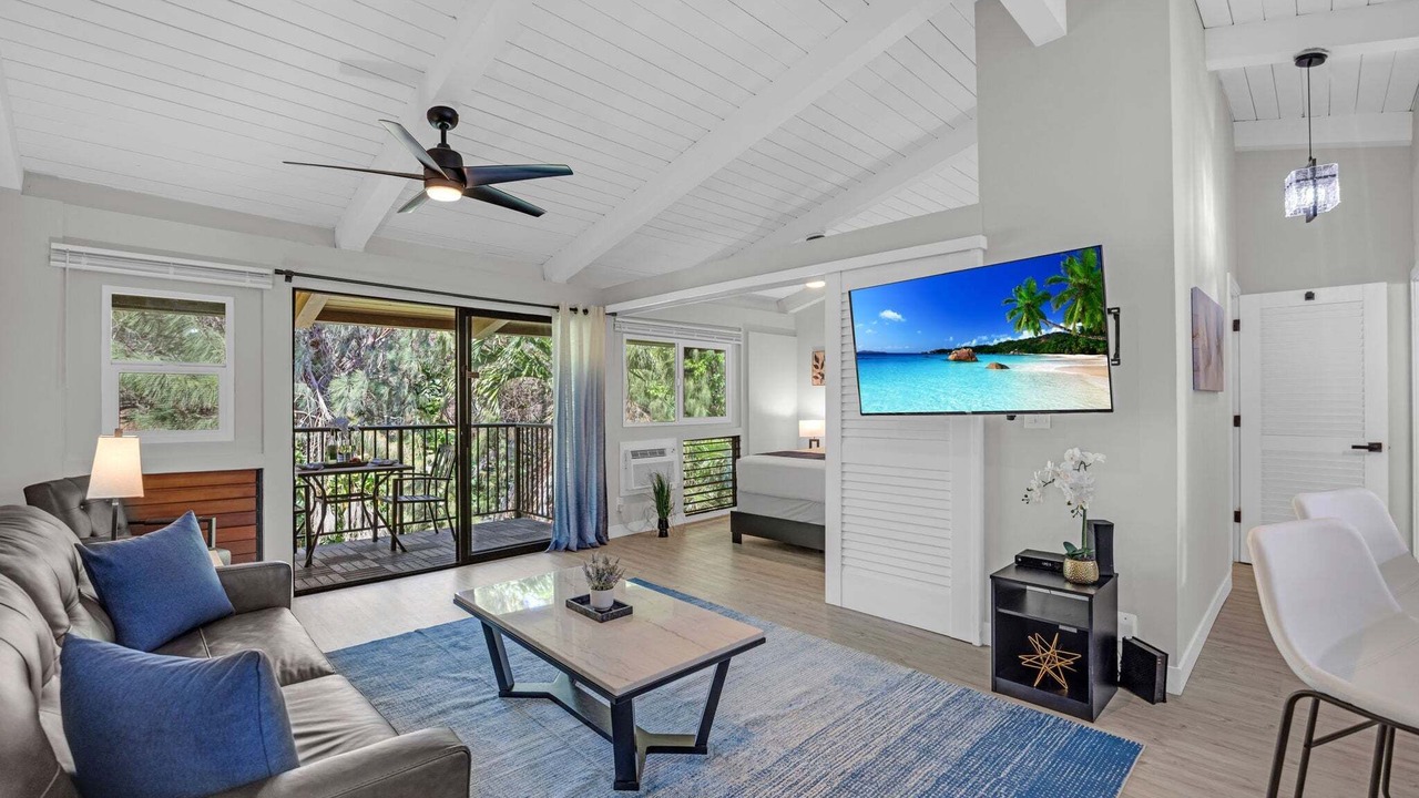 Photo of Bedroom in Maalaea