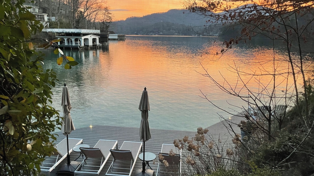 Photo of Patio Balcony in Lake Lure