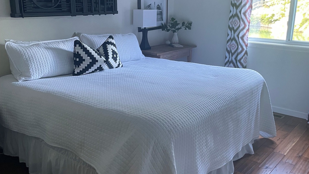 Photo of Bedroom in Lake Lure
