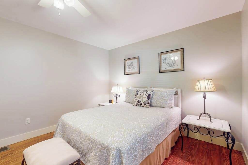 Photo of Bedroom in Flat Rock