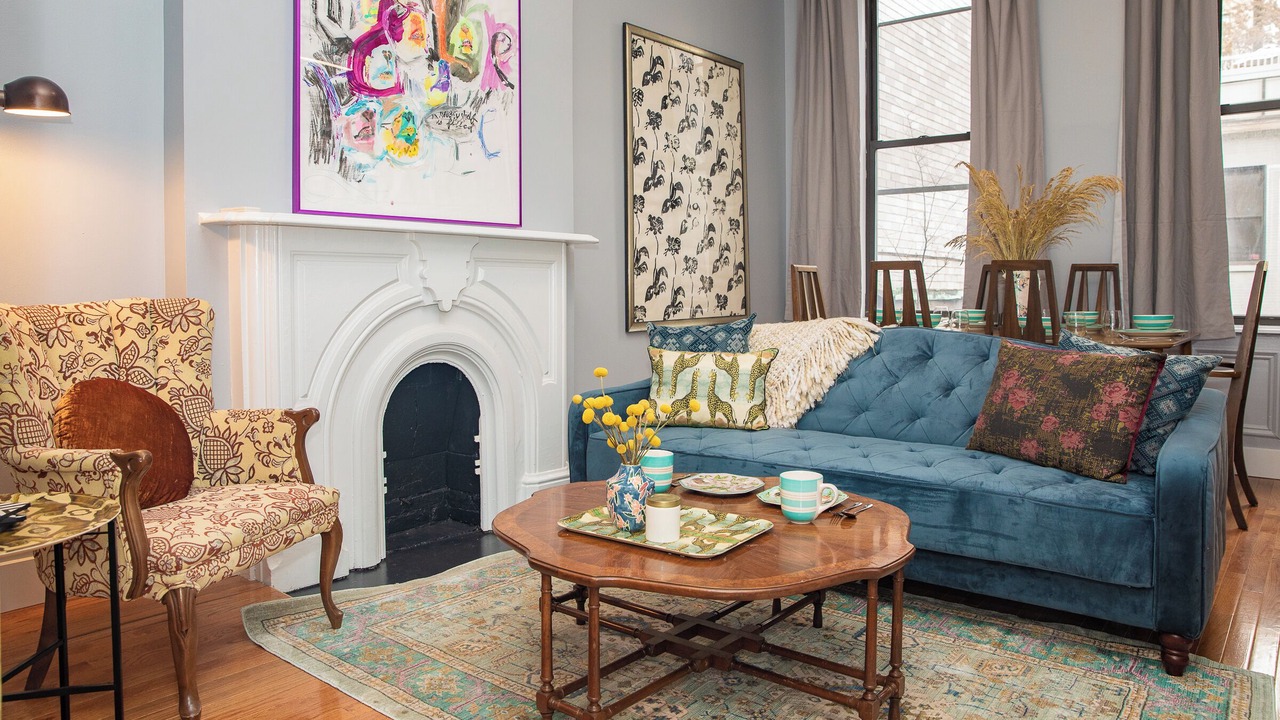 Photo of Livingroom in Sutton Place