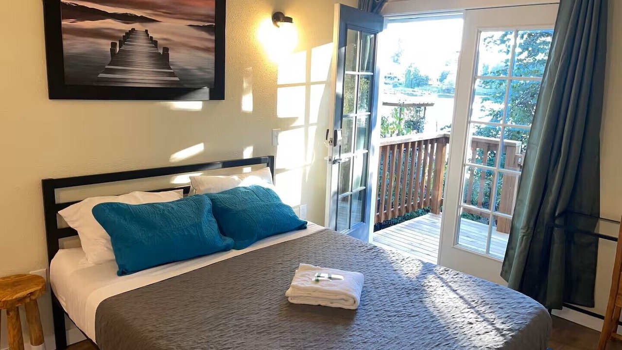 Photo of Bedroom in Picnic Point-North Lynnwood