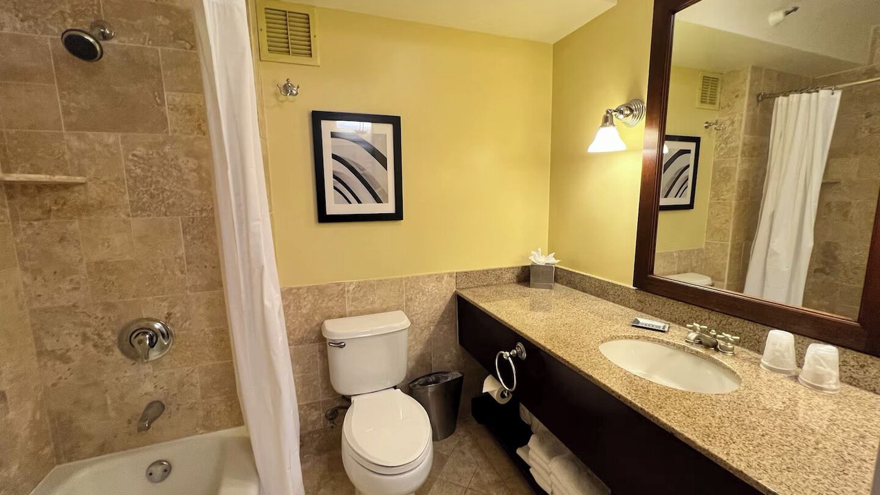 Photo of Bathroom in Hanamaulu