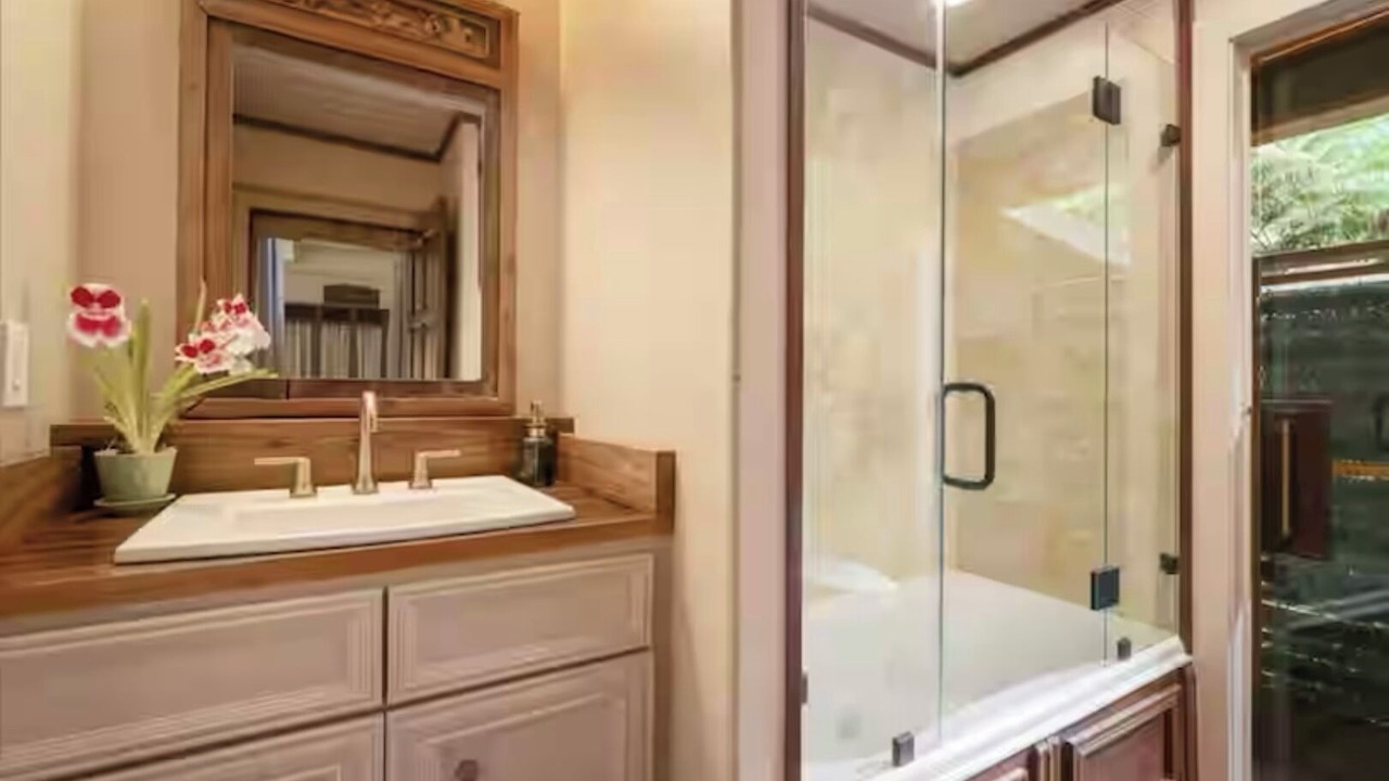 Photo of Bathroom in Kailua-Kona