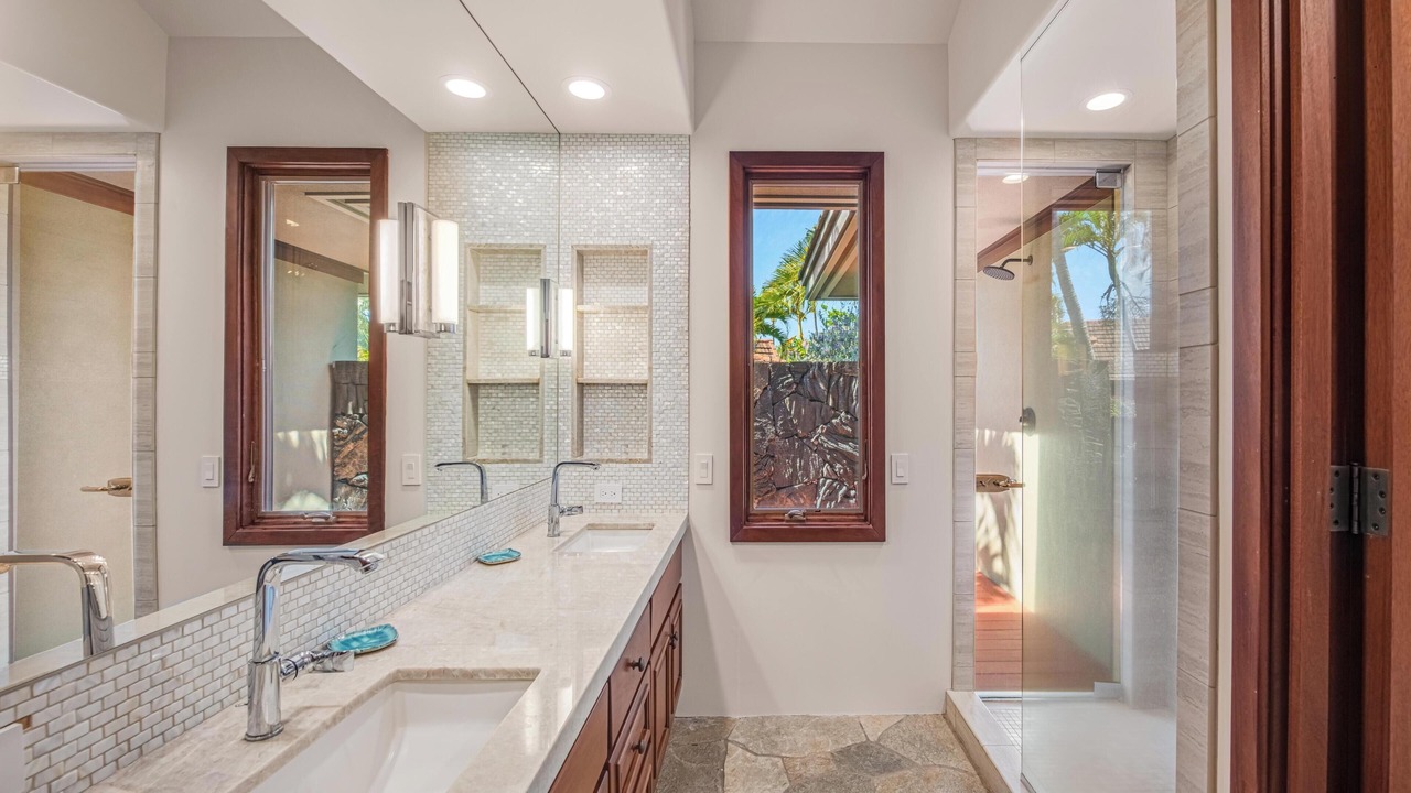 Photo of Bathroom in The Cape