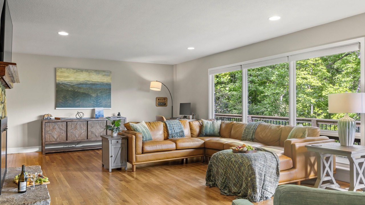 Photo of Livingroom in Lake Lure