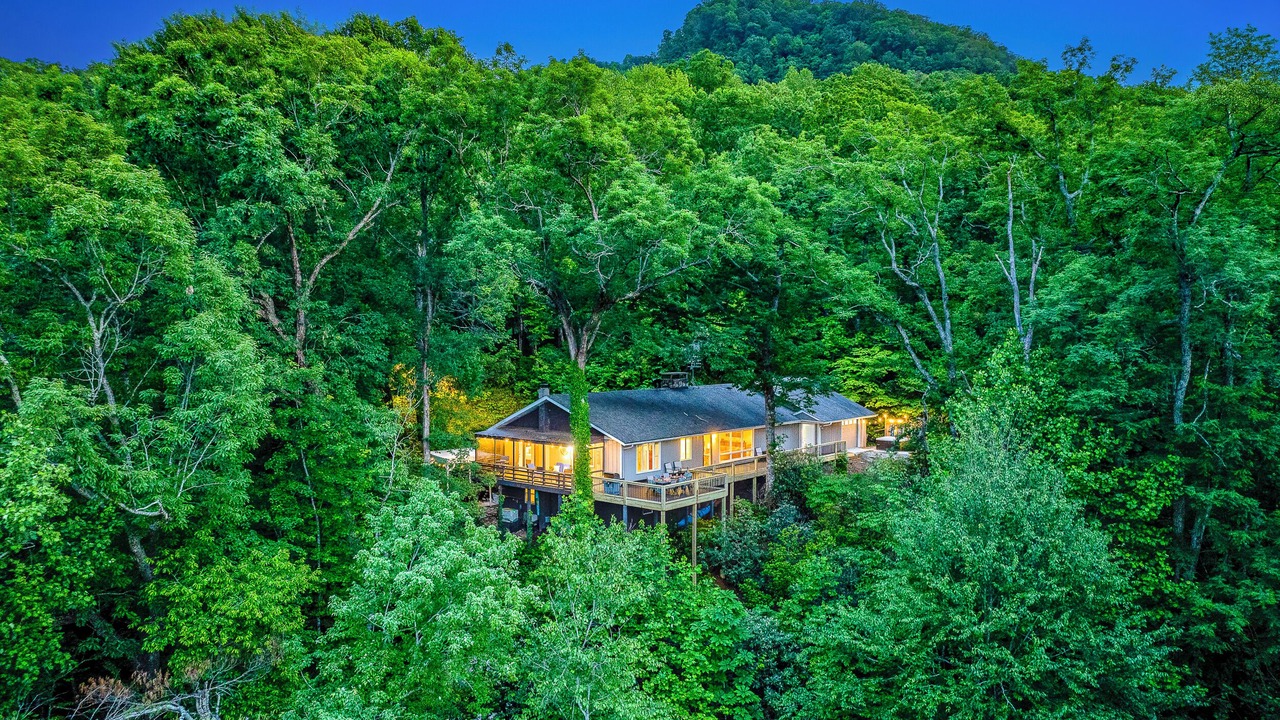Photo of Outdoor in Lake Lure