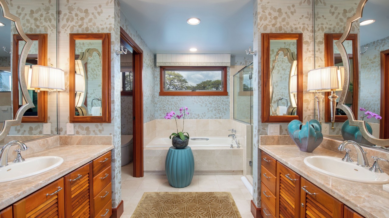 Photo of Bathroom in Kaupulehu