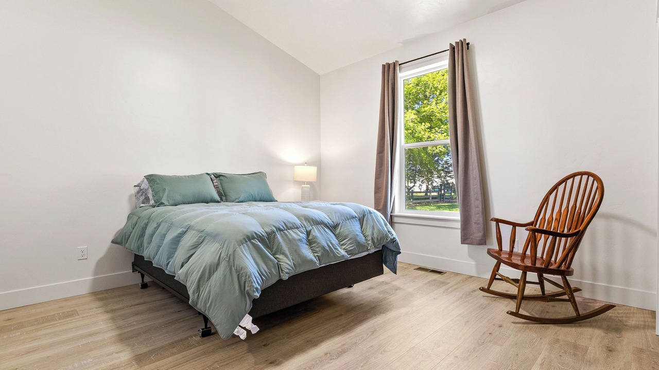 Photo of Bedroom in Canyon County