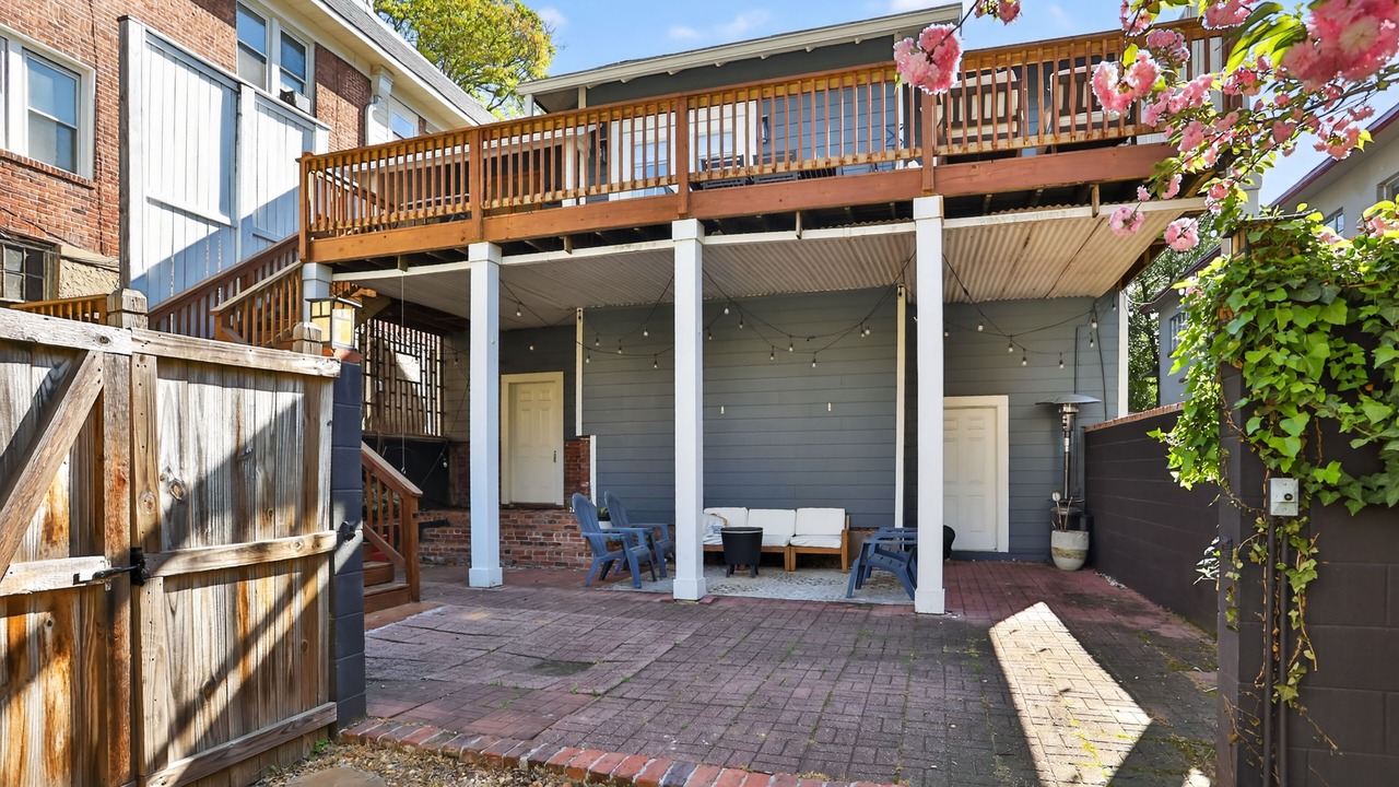 Photo of Patio Balcony in Poncey-Highland