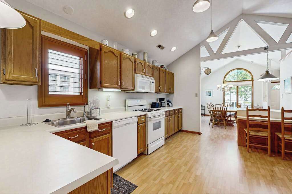 Photo of Kitchen in Caine Woods