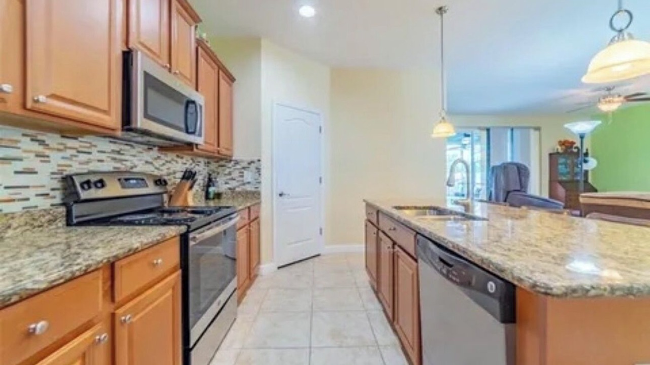 Photo of Kitchen in Live Oak Preserve