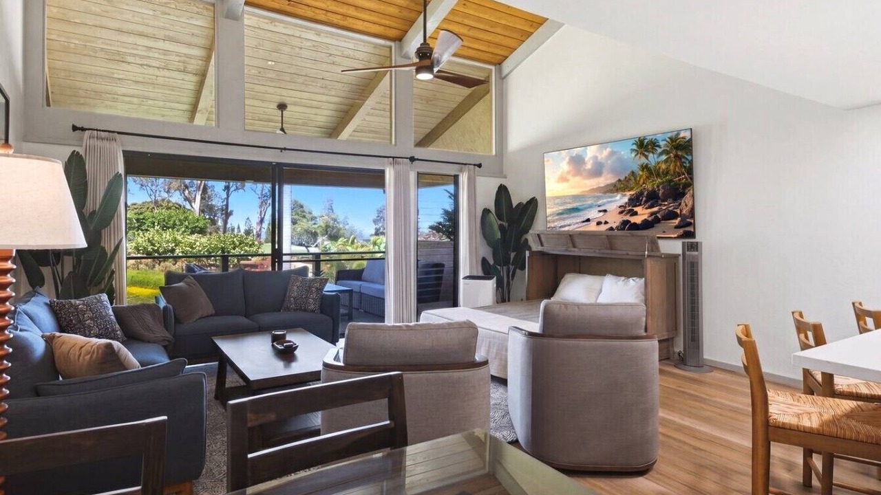 Photo of Livingroom in Waikoloa