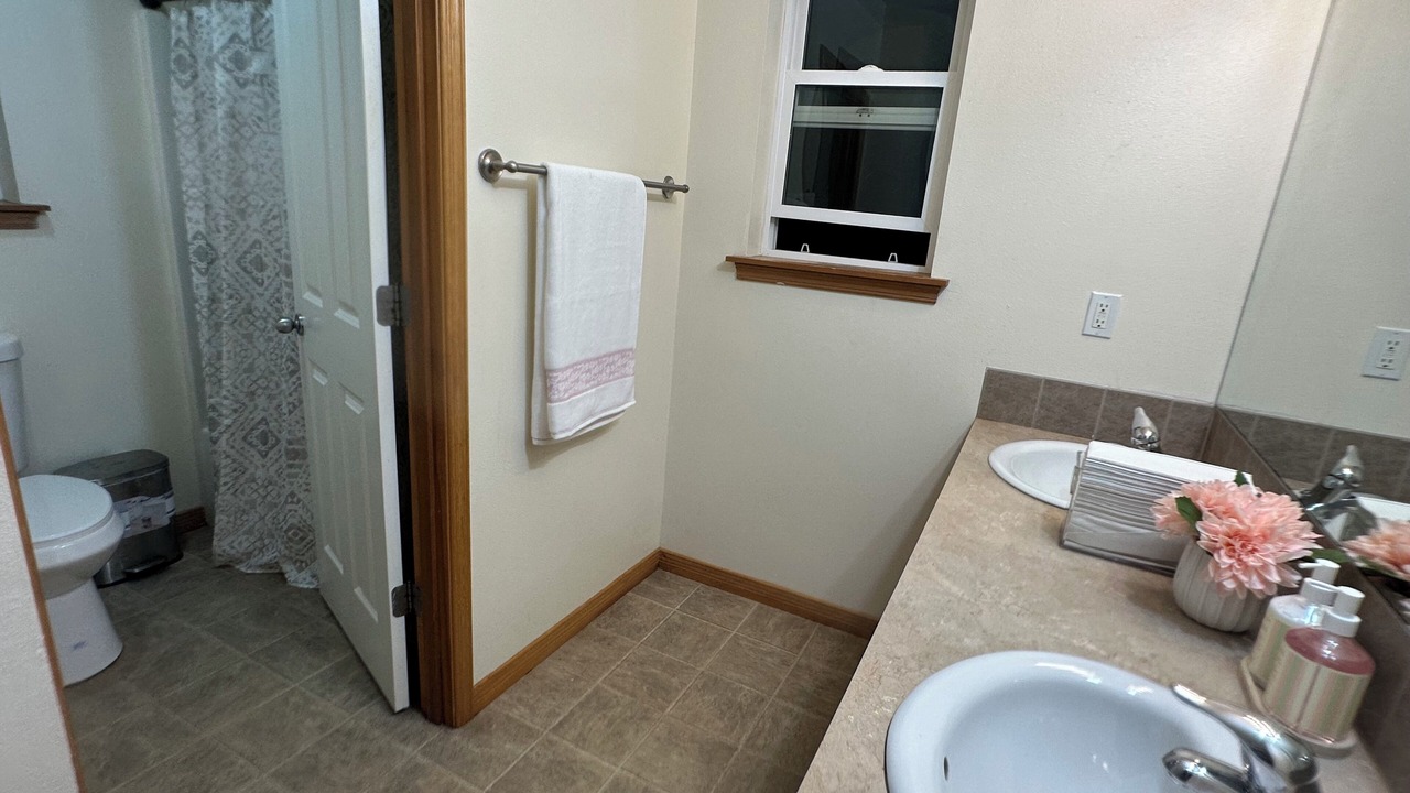 Photo of Bathroom in Paine Field-Lake Stickney