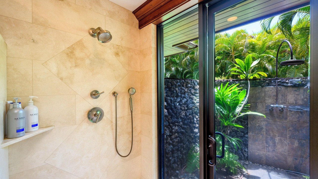 Photo of Bathroom in Kamuela