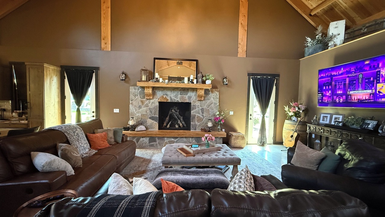Photo of Livingroom in Monroe