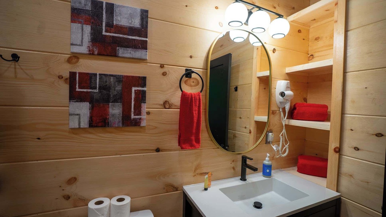 Photo of Bathroom in Stanton