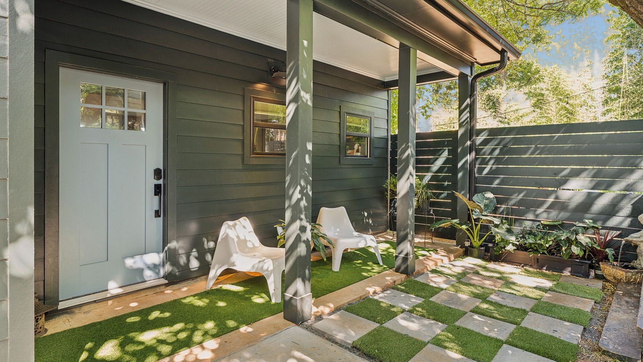 Photo of Patio Balcony in Poncey-Highland
