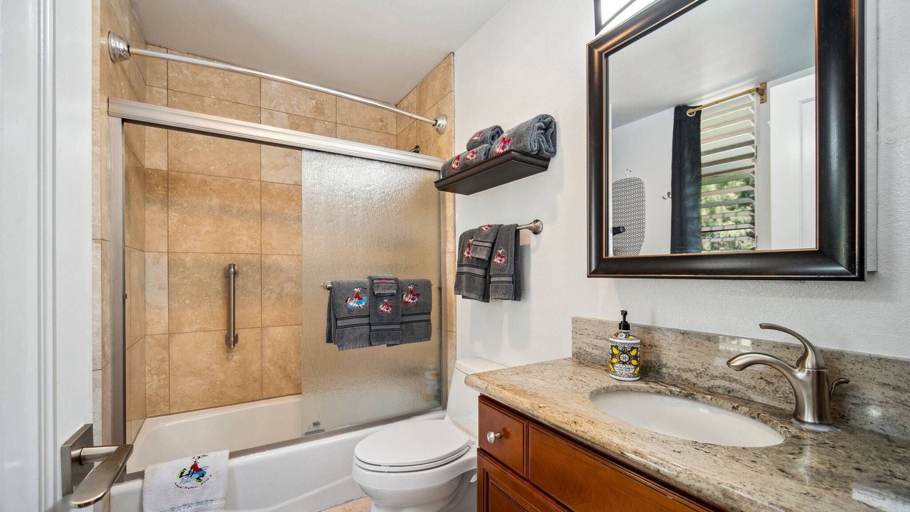 Photo of Bathroom in Wailua