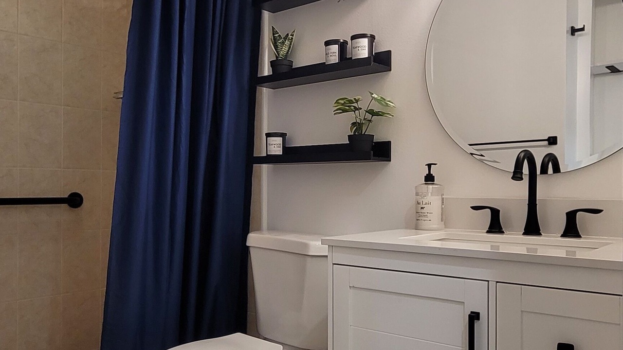 Photo of Bathroom in Hackensack
