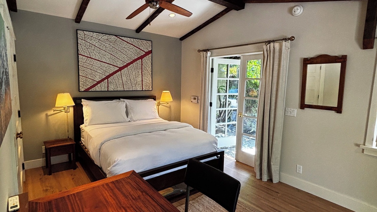 Photo of Bedroom in Hollywood
