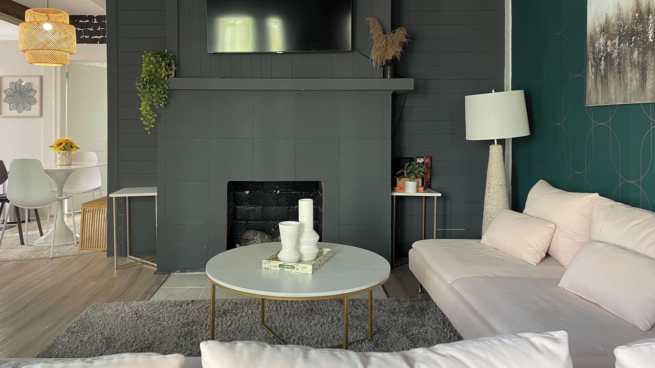 Photo of Livingroom in Edgewood
