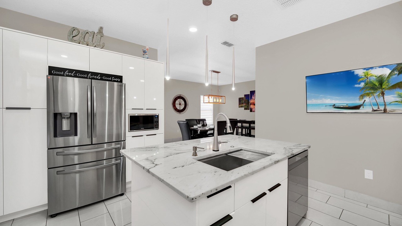 Photo of Kitchen in Crescent Lakes