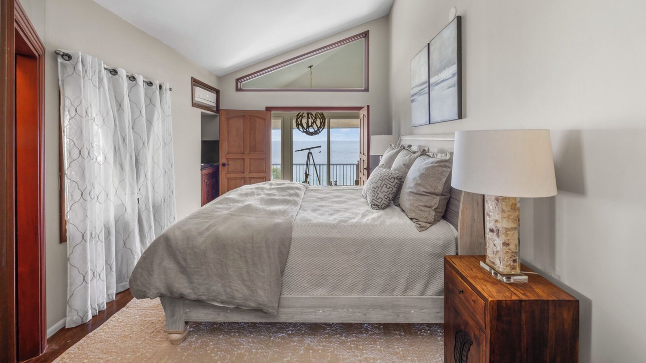 Photo of Bedroom in Kahala