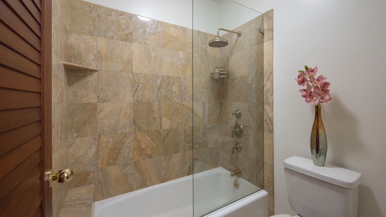Photo of Bathroom in Kahala