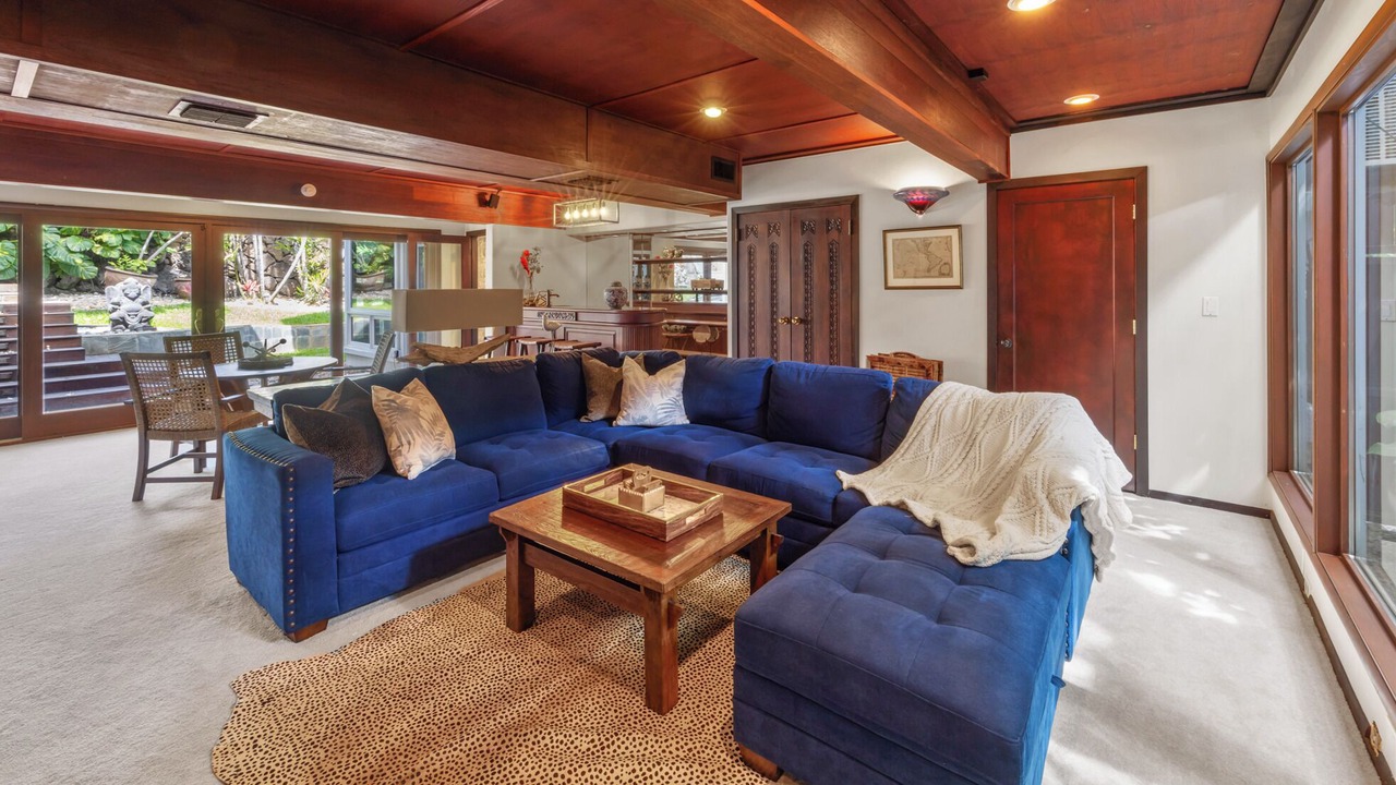 Photo of Livingroom in Kahala