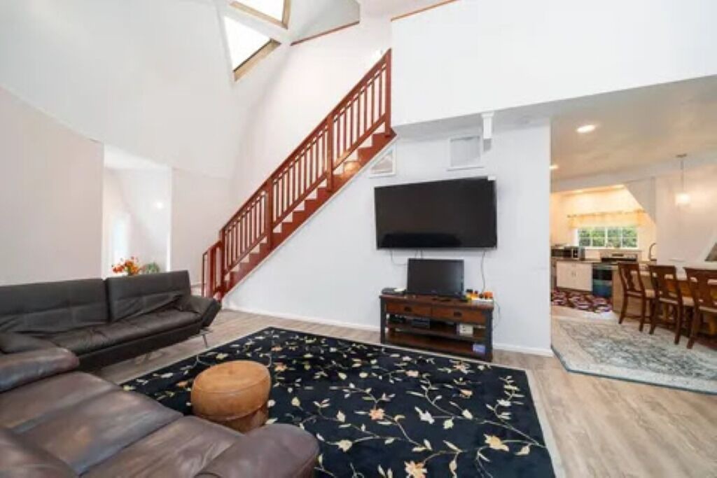 Photo of Livingroom in Fern Acres